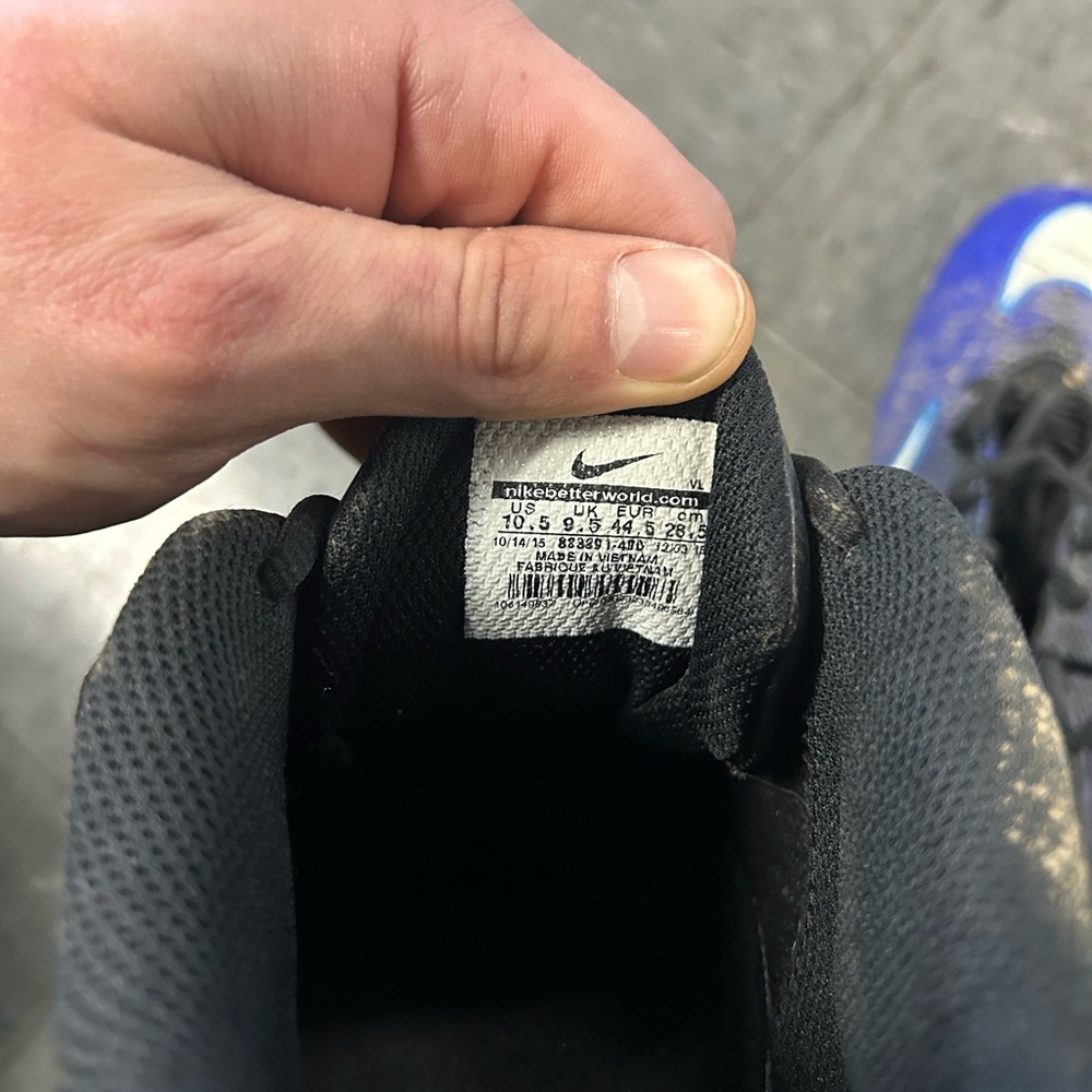 Nike cleats - Picture 3 of 3